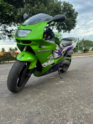 ? KAWASAKI NINJA ZX-9 - 1997 ?