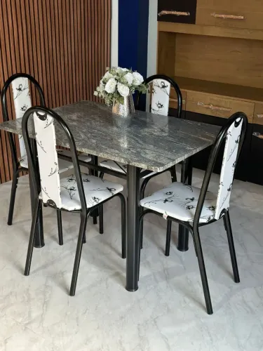 Mesa Retangular 4 cadeiras