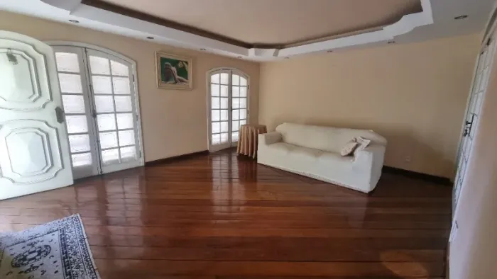 Casa em Condomínio de Luxo na Freguesia, Rio de Janeiro-RJ: 2 Quartos, 2 Salas, 3 Banheiro