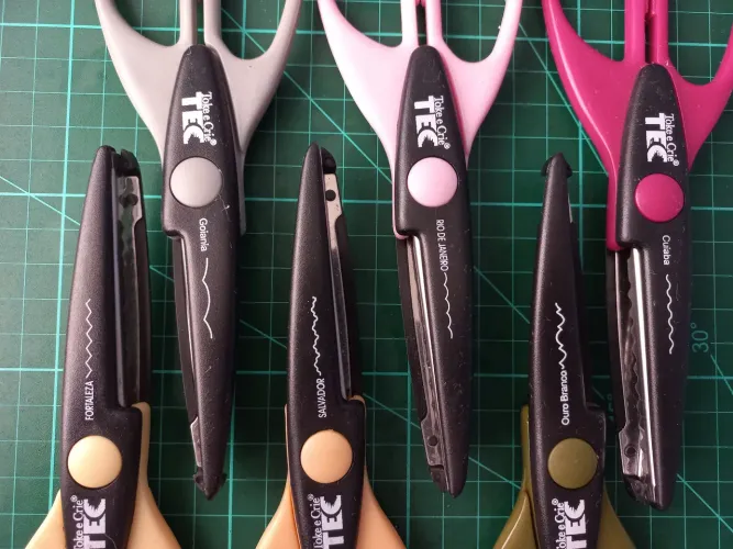 Tesouras de picote Toke e Crie - Diversas cidades