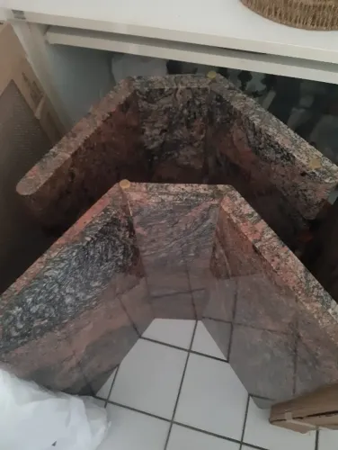 BASE DE MESA EM GRANITO