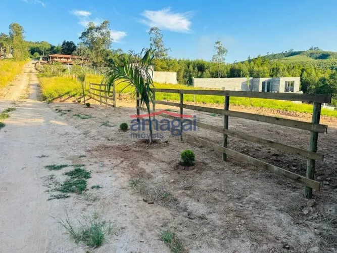 Chacara em Guararema, no bairro Loteamento Santa Joana , à venda.