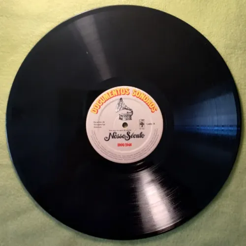 Disco de Vinil Documentos Sonoros - Nosso Século