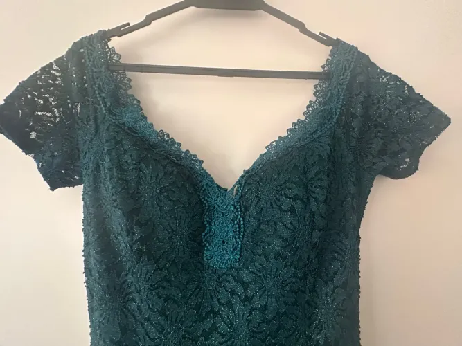 Vestido Festa em renda verde! Em ótimo estado!