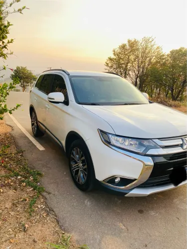 Mitsubishi Outlander 2.0 16V 160cv Aut. 2016