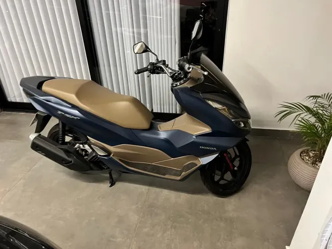 HONDA PCX DLX ABS 2024 1.200km