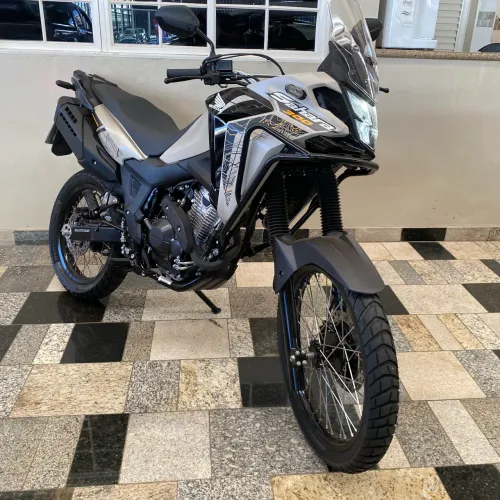 XRE SAHARA ADVENTURE 2024 UNICO DONO, SEM DETALHES 