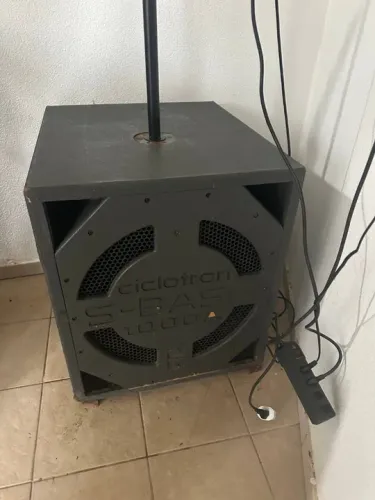 Caixa de grave Ativa 18 Polegadas Ciclotron S-Bass