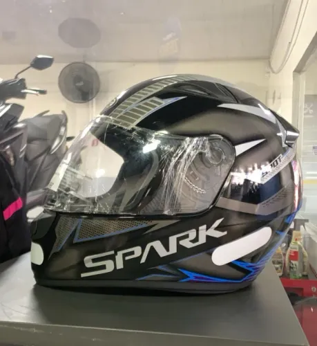 SPARK PRETO COM AZUL