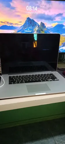 MacBook Pro A1398 | i7 quadcore | 16gb ram