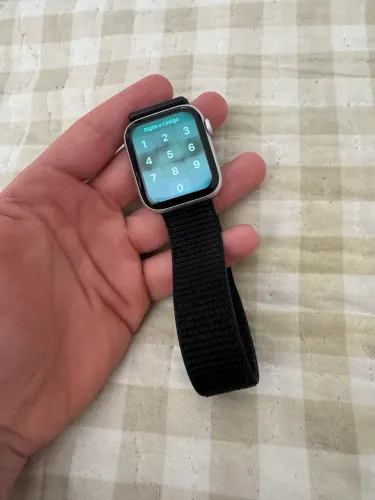 Apple Watch série 4, 44MM 