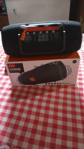 Caixa de Som Portátil recarregável JBL XTREME