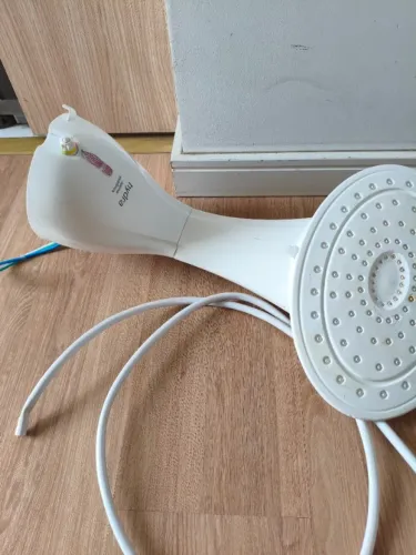 Chuveiro  Ducha Eletrônica Hydra Optima 220V [usado]