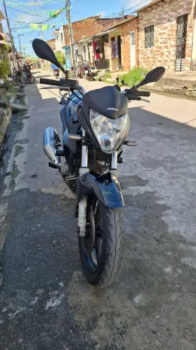 Cb 300 Azul 2012