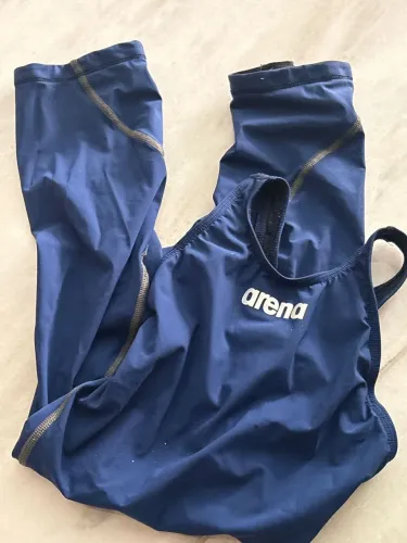 traje feminino de natação Arena