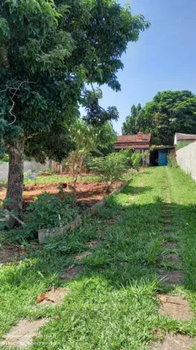 CHÁCARA COM TERRENO 1000 M² E MUITAS ARVORES FRUTÍFERAS EM ATIBAIA