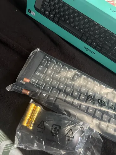 Teclado e mouse sem fio
