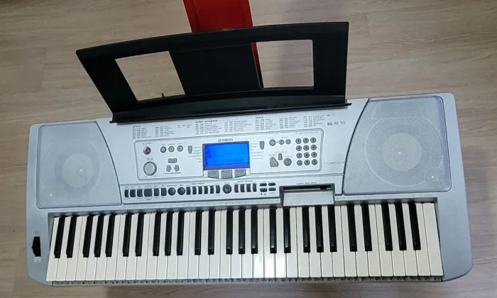 Teclado Yamaha PSR 450