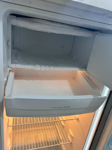 Geladeira eletrolux