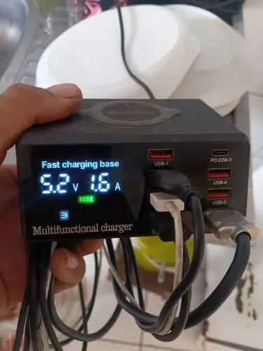 Vendo Estação de Carregamento 8 portas + Indução