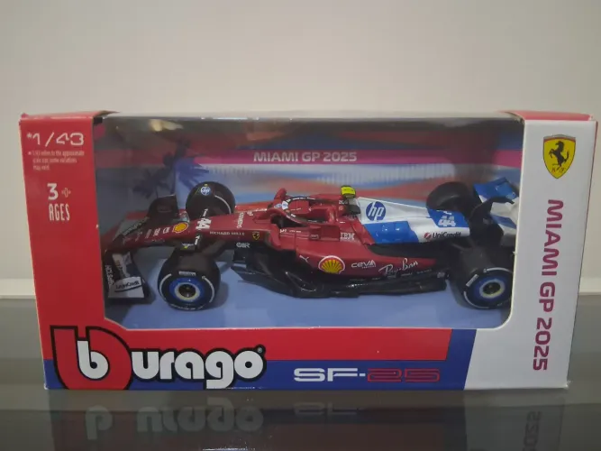 Miniatura F1 Bburago Ferrari SF-25 Miami GP 2025 #44 Lewis Hamilton - Escala: 1/43