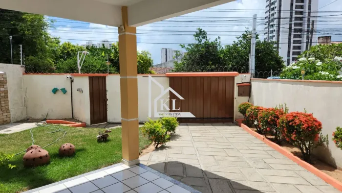 Casa com 4 quartos à venda na Av. Gunnar Vingren, Capim Macio, Natal