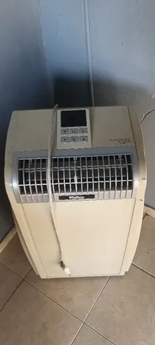 Ar-condicionado portátil 13000 btu Philco usado