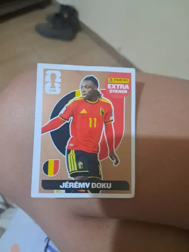 Vendo figurinha Extra Sticker ( Jérémy Doku) Bélgica ?