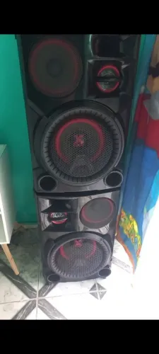Vendo pa de caixas xboom muito nova 