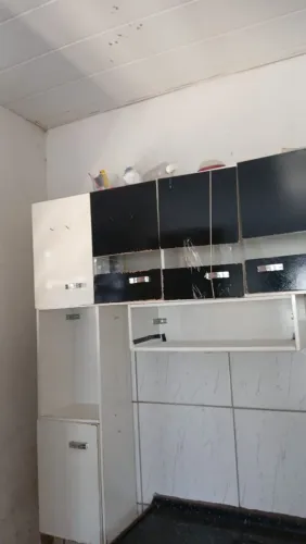 ARMÁRIO DE COZINHA USADO - NÃO ENTREGO - O VALOR JÁ ESTÁ REDUZIDO 