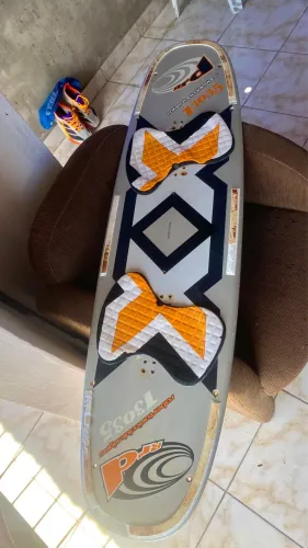 ? Prancha de Kitesurf RRD (Roberto Ricci Designers)