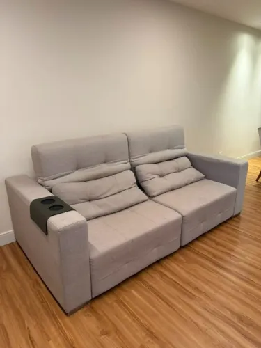 Sofá confortável