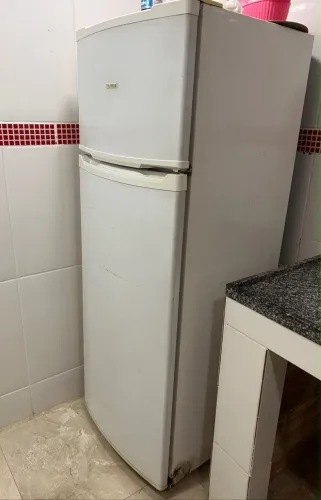 vendo geladeira