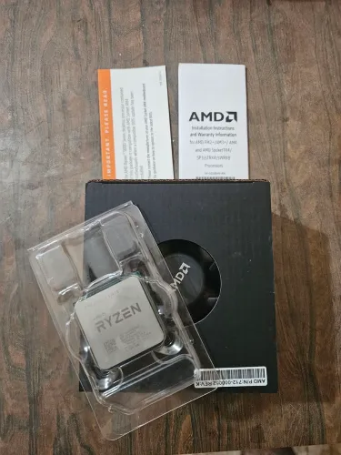Ryzen 3 3300X + Cooler Wraith AMD Original (Novo, nunca usado)