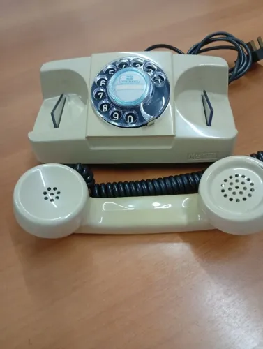 Telefone