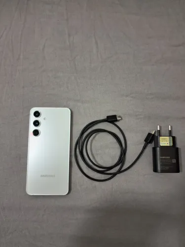 S24 256GB 8GB RAM usado