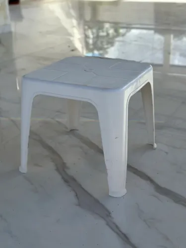Mesa plástica pequena de praia/jardim