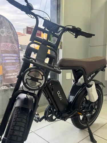 Bicicleta elétrica v8 pro (LACRADO, MODELO NOVO)