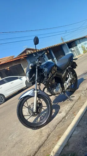 Troco por carro Fan 160 2022