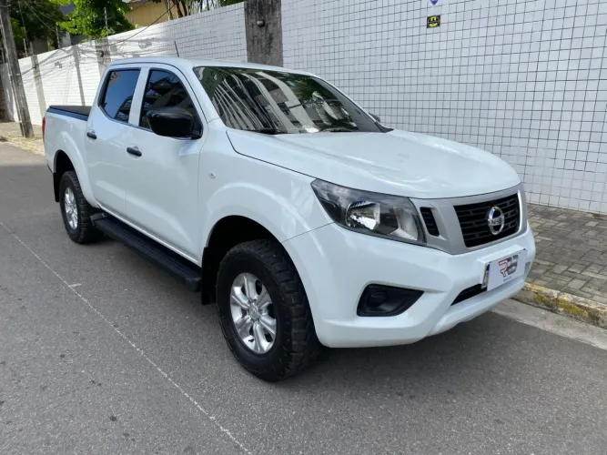 Nissan Frontier S CD 4X4 2.3 TB Diesel Mec. 2022
