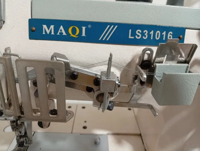Vende se máquina de costura industrial