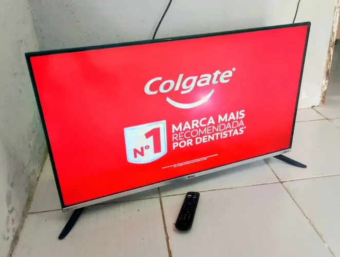Tv 40 Philco Roku smart zerada 