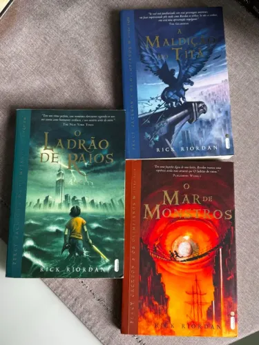 Percy Jackson , Mar de monstros , Ladrão de Raios e a Maldição do Titã