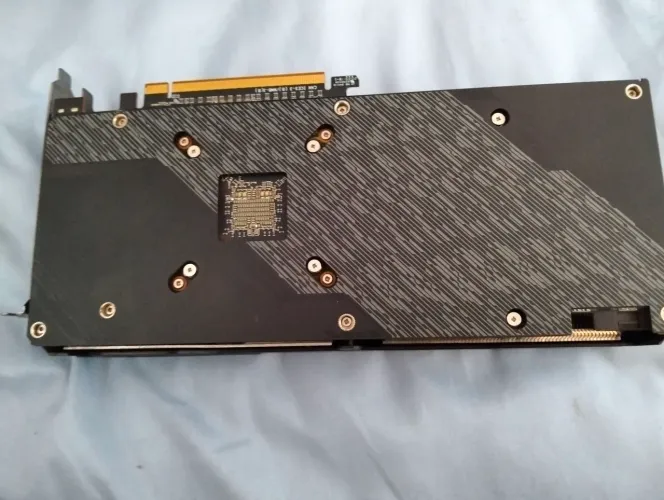 RX 5600 XT - FAN COM UM BARULHINHO CHATO