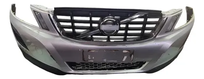 Parachoque Dianteiro Volvo Xc60 T5 2008 A 2013 Prateado
