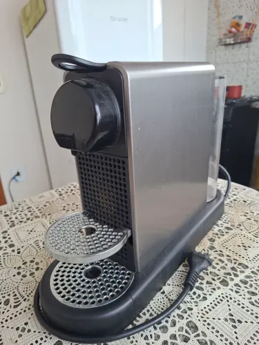 Cafeteira nespresso