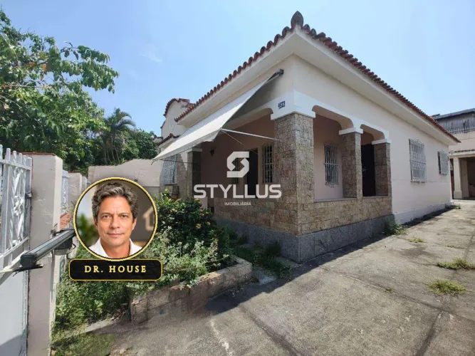 Casarão Linear com 3 Quartos, Piscina e Amplo Quintal em Cascadura! M74S