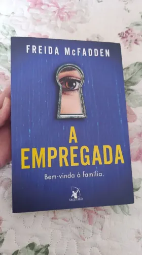 Livro a empregada 