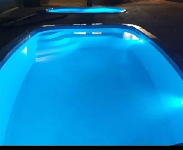 PISCINA ADULTO E INFANTIL COM CASCATA