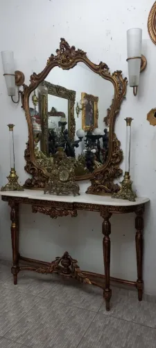 APARADOR LUIZ XVI